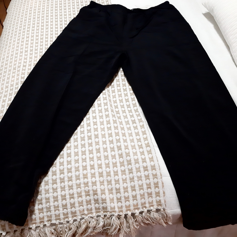 Women's Black lined Pants